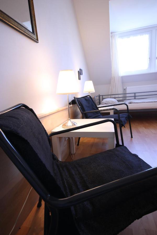 Moderne Studio Apartments Und 4 Zimmer Wohnungen In Oberhausen, Ideal Fuer Geschaeftsreisende Und Monteure Kültér fotó