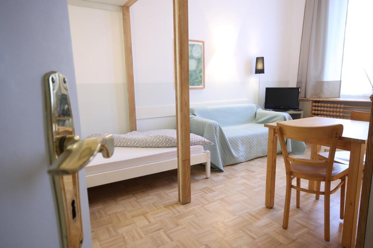 Moderne Studio Apartments Und 4 Zimmer Wohnungen In Oberhausen, Ideal Fuer Geschaeftsreisende Und Monteure Kültér fotó