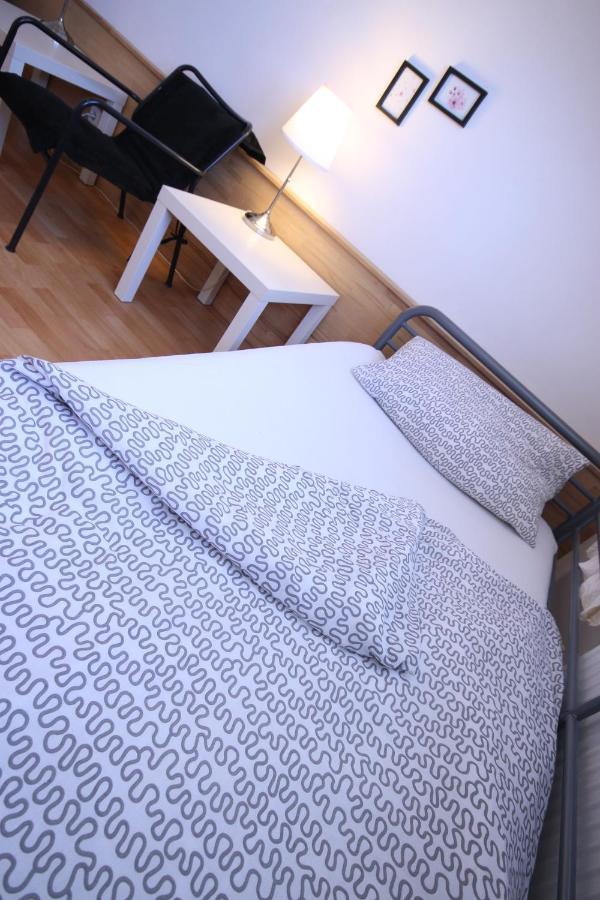 Moderne Studio Apartments Und 4 Zimmer Wohnungen In Oberhausen, Ideal Fuer Geschaeftsreisende Und Monteure Kültér fotó